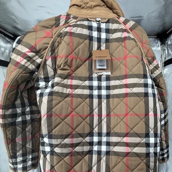 NWT Authentic Burberry Diamond Quilted Jacket. - Picture 13 of 14